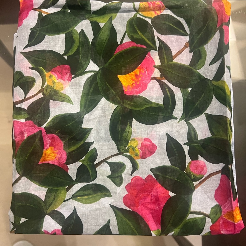 Oscar Dela Renta scarf. 36 x 36. Brand new with tags.  beautiful vibrant colors.
